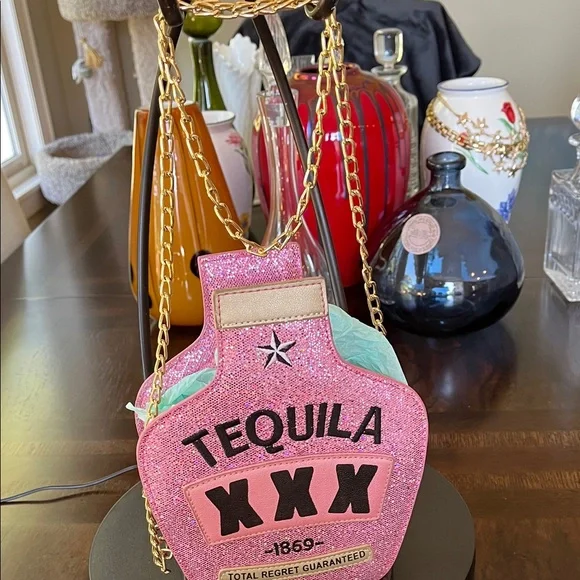 Pink Glitter Tequila Bottle Bag - Picture 8 of 9